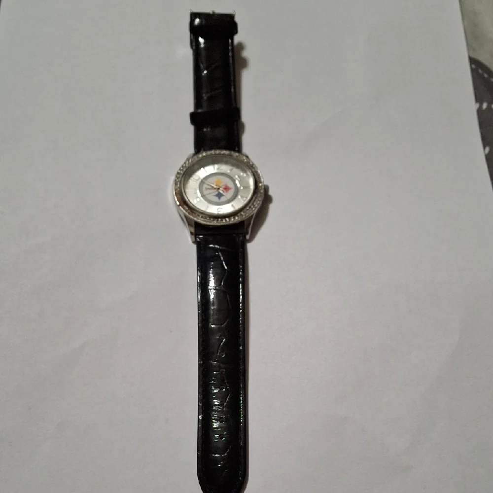 Classic Black Leather Strap Watch with Pittsburg Steelers